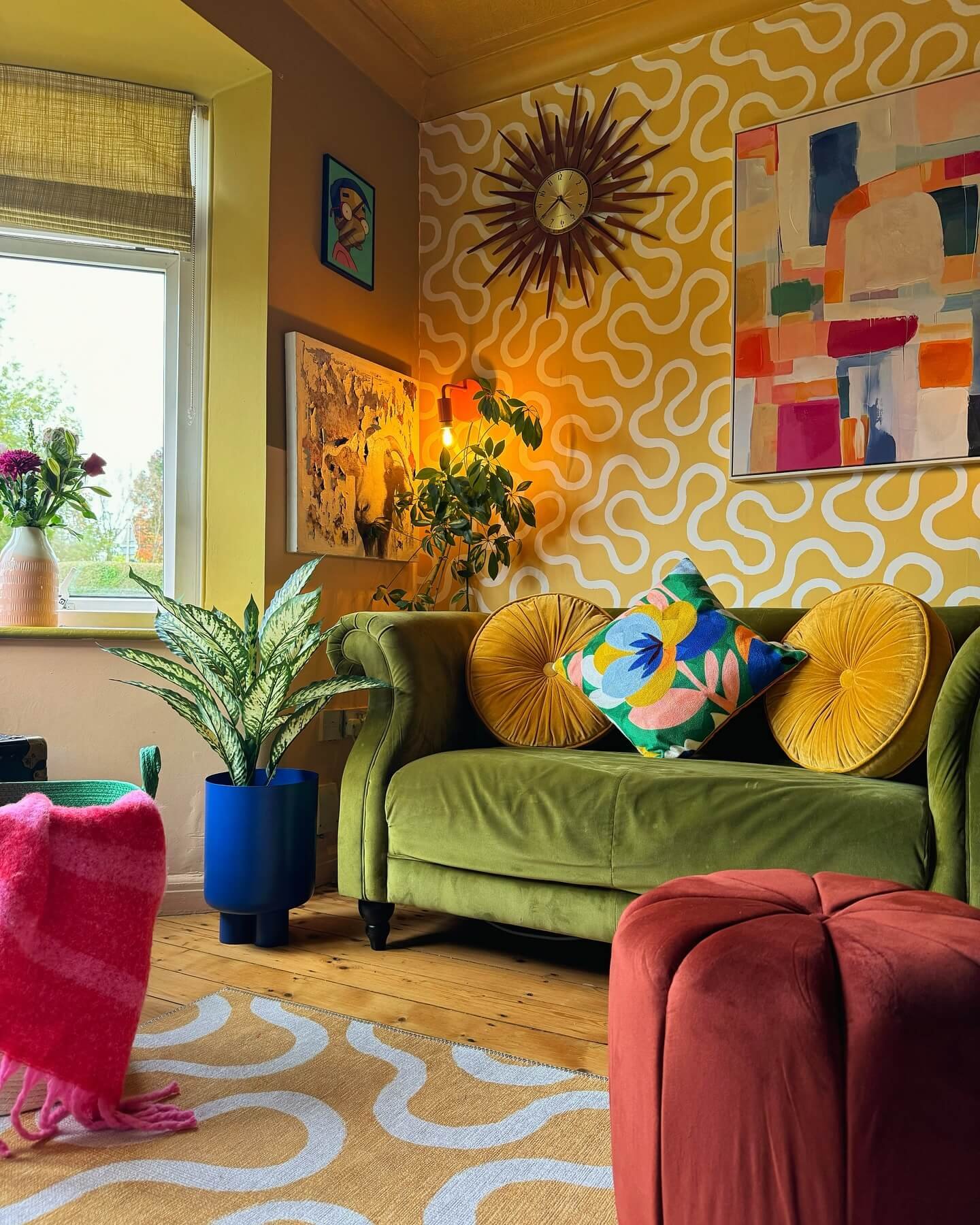 Vibrant living room design that inspires joy and creativity