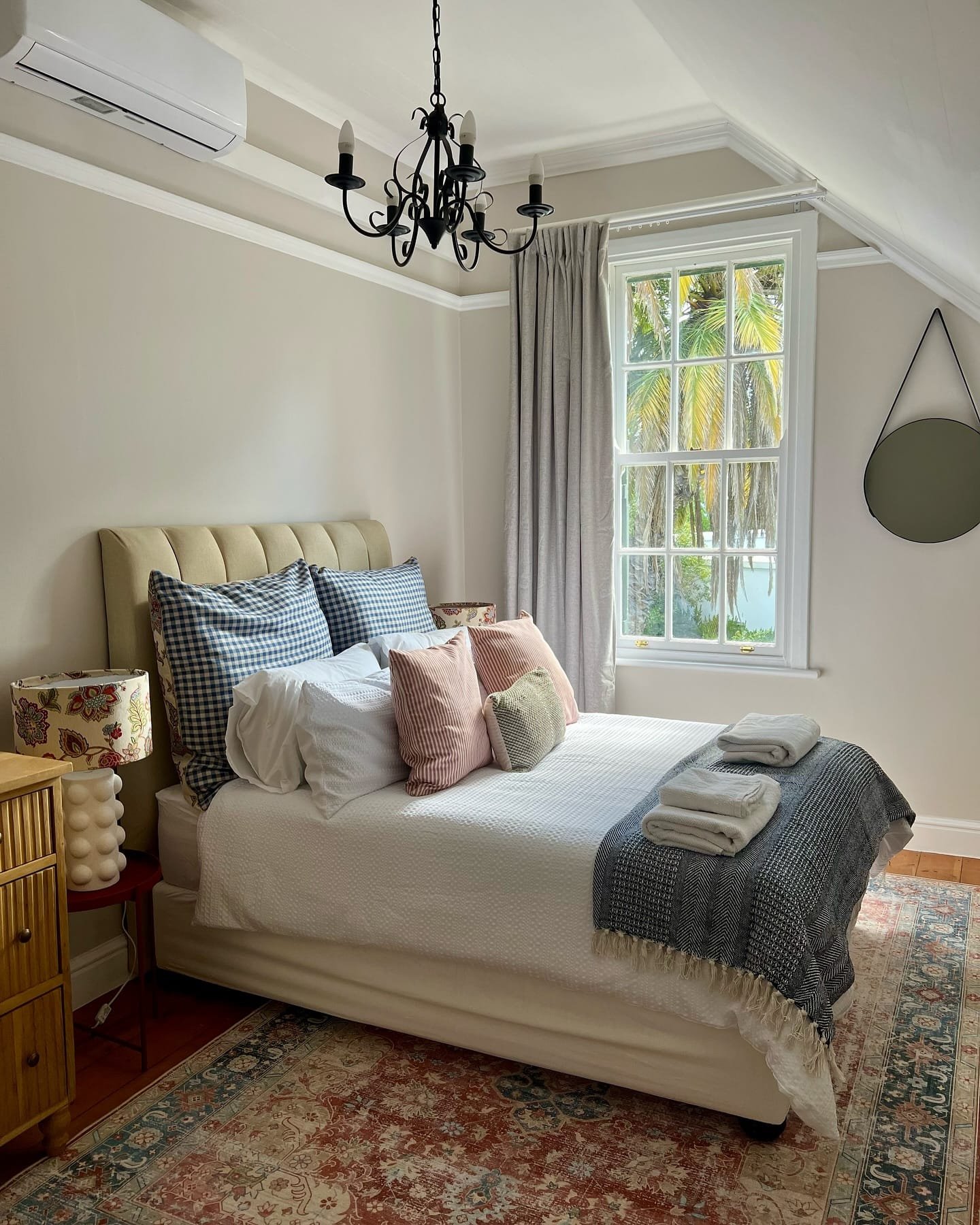 Elegant Bedroom Design Elements
